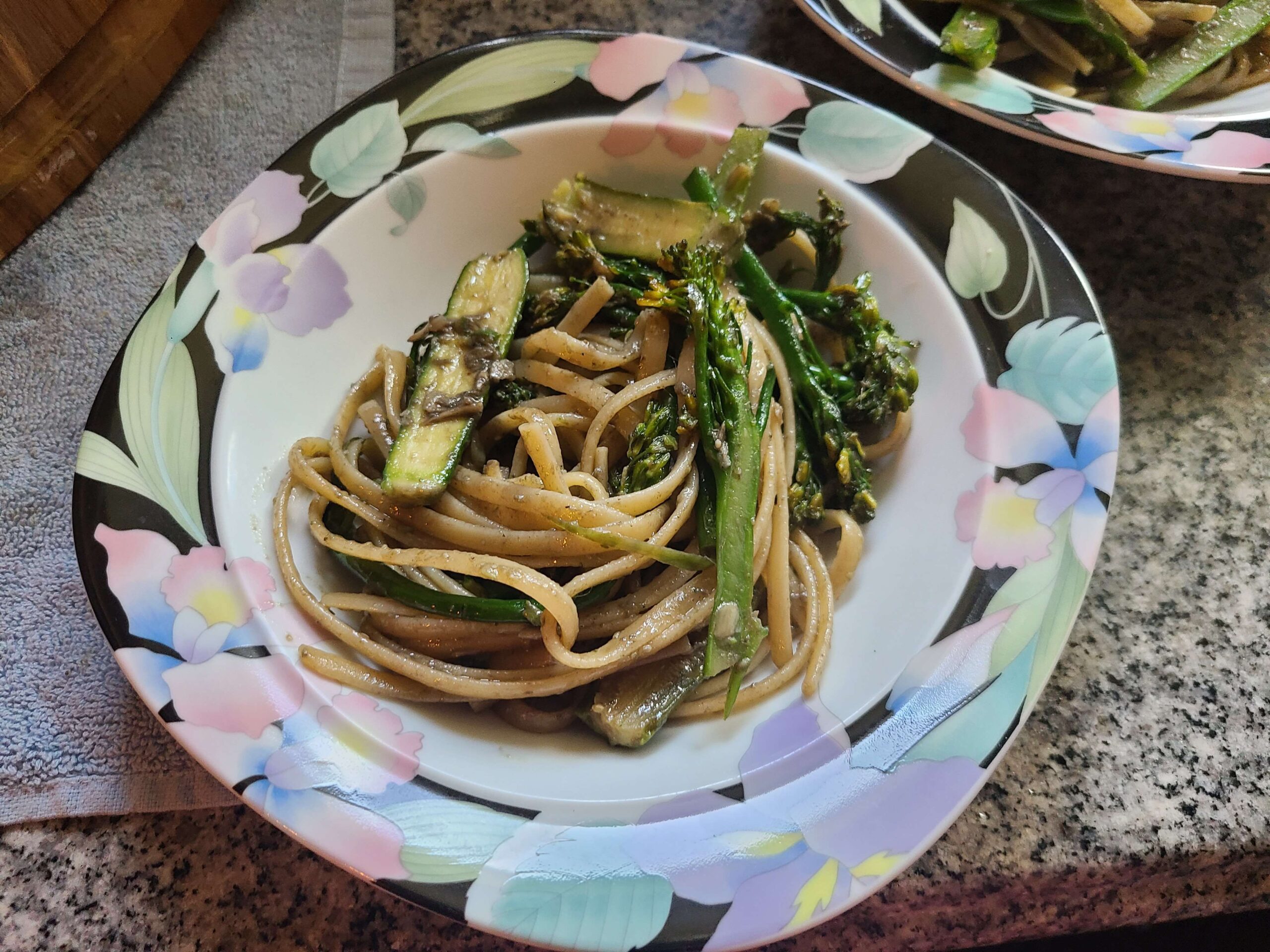 Linguini with broccoli rabe Linguini with broccoli rabe